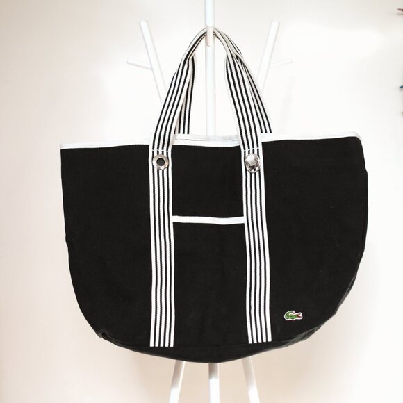 Lacoste Beach Bag / Widest part : 53.5 cm / Longest part : 35.5 cm - Picture 1 of 13